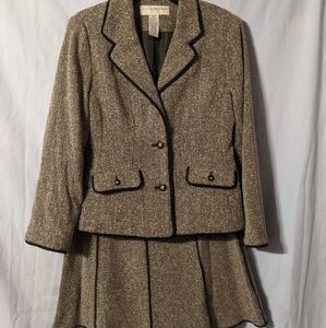 2 piece skirted suit